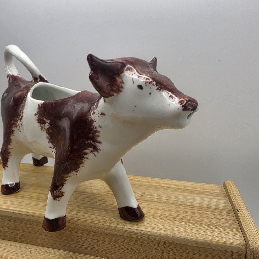 Vintage French Cow Creamer from LAMALLE New York Glazed Farmhouse Country Dairy - Picture 3 of 8